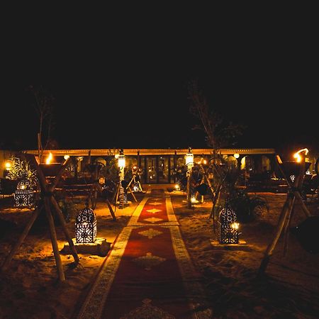 Отель Sanmao Royal Camp 皇家营地 Мерзуга Экстерьер фото