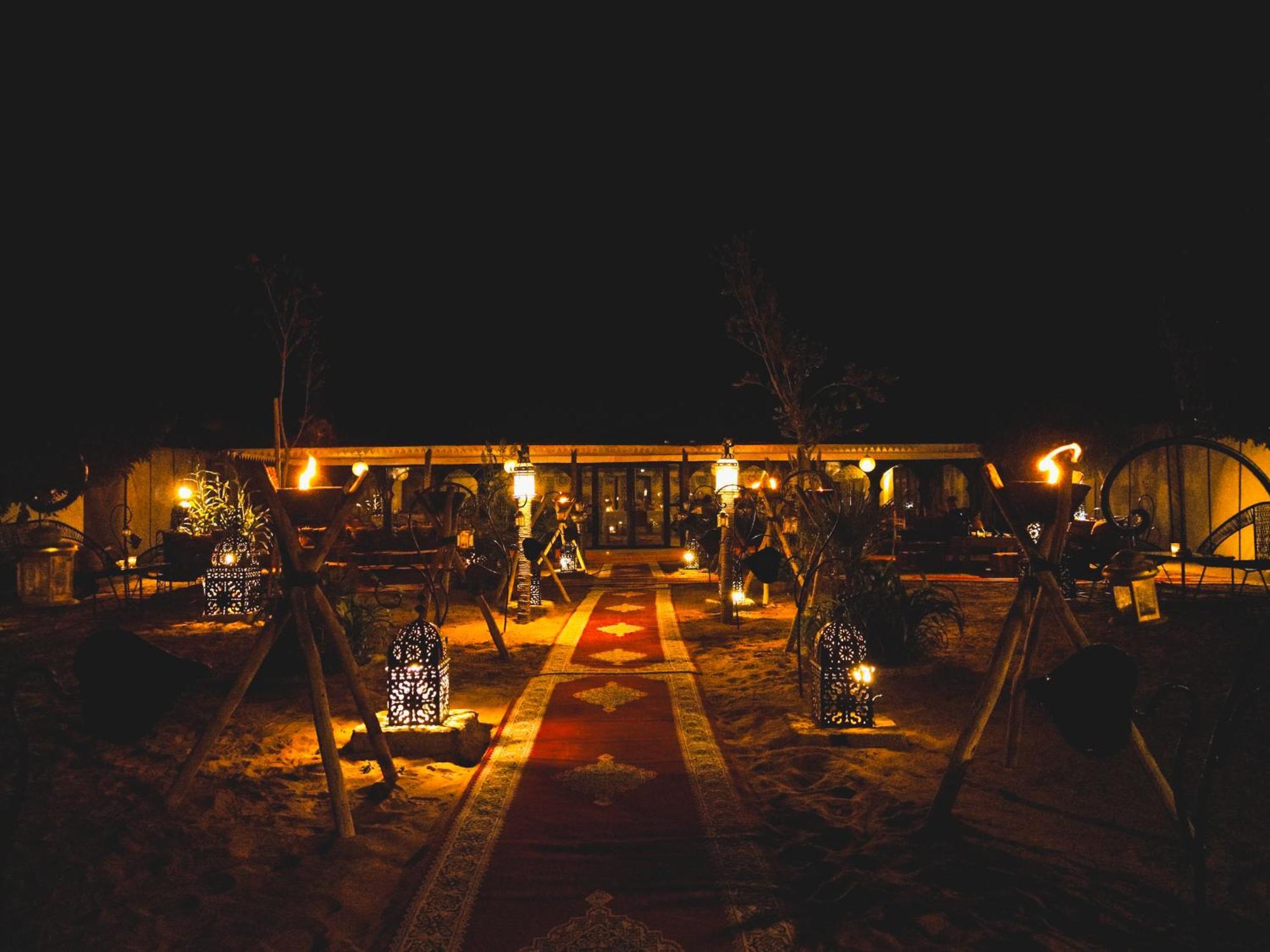 Отель Sanmao Royal Camp 皇家营地 Мерзуга Экстерьер фото